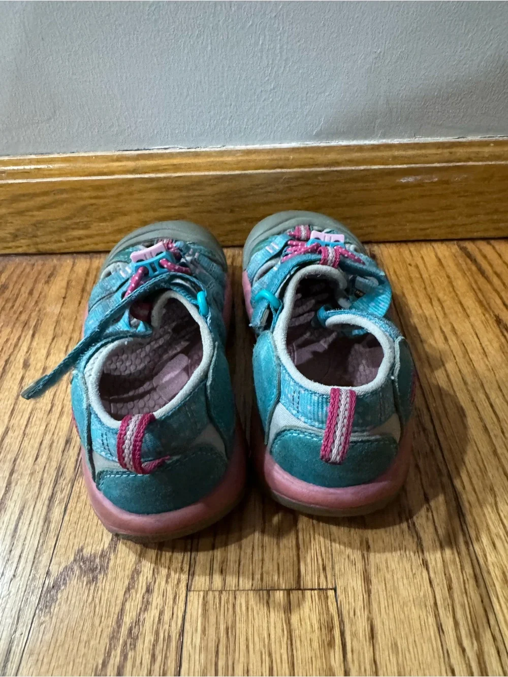 KEEN Teal and Pink Outdoor Closed-Toe Sandals Toddler 11